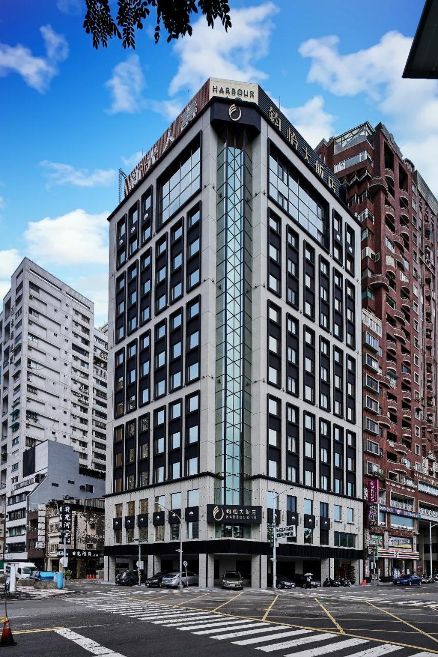 Harbour 10 Hotel Kaohsiung Exterior photo