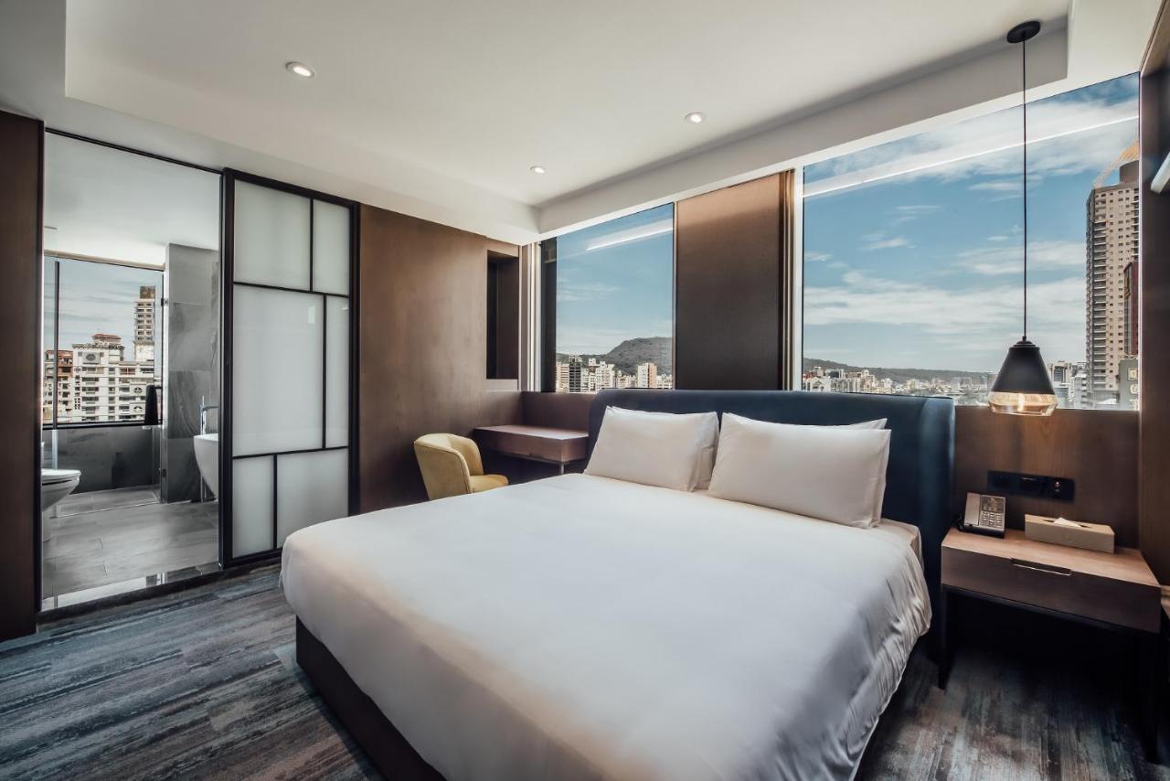 Harbour 10 Hotel Kaohsiung Exterior photo