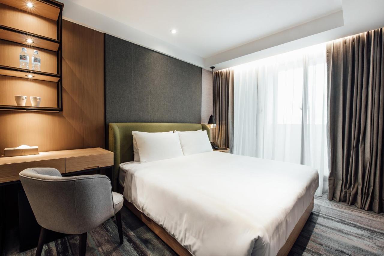 Harbour 10 Hotel Kaohsiung Exterior photo